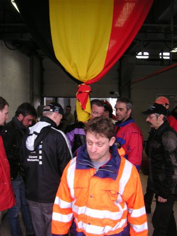 Zondagnamiddag - Guy beseft dat er veel mee in zat