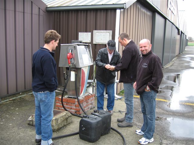 Donderdagmiddag - Avgas van 's werelds snelste pompist